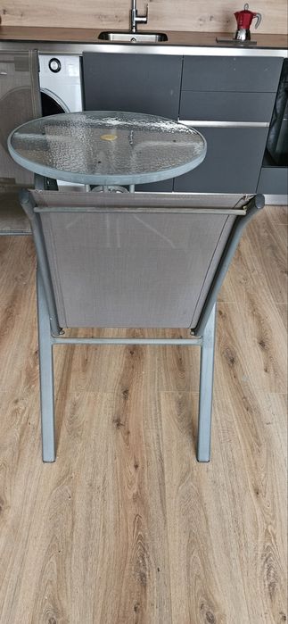 Маса стъклена  с 4 стола