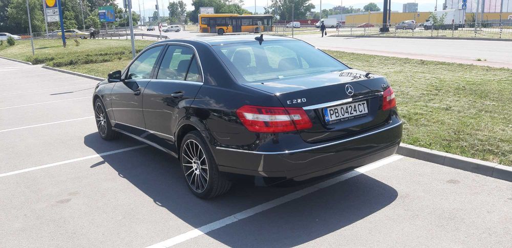 Mercedes  E220 CDI