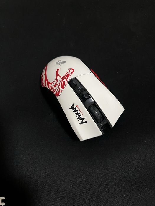 Игровая мышь Bloody r90 plus