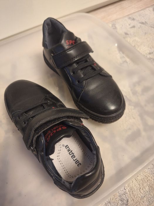 Продам школьные туфли на мальчика