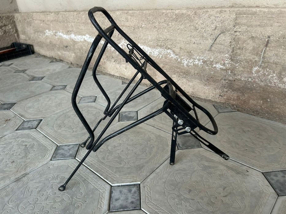 Продается велосипед бмв.