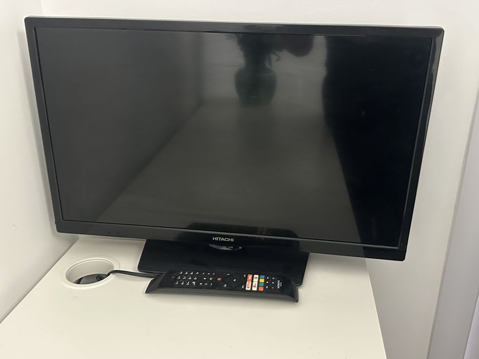Tv Smart impecabil apriape nou