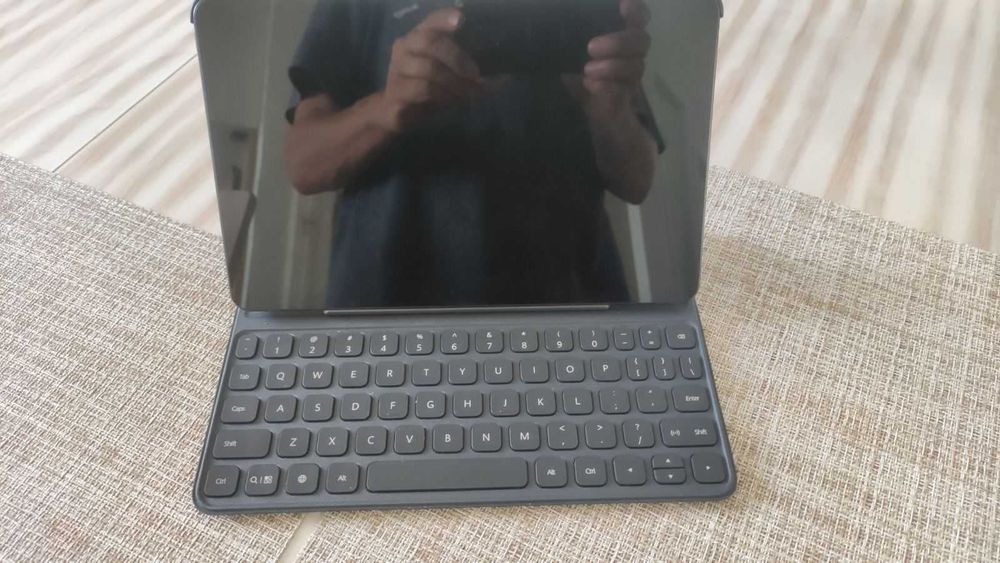 Huawei MatePad 10.4 (2022) BAH4-L09 4g WIfi НЕ ЗАРЕЖДА,като нов