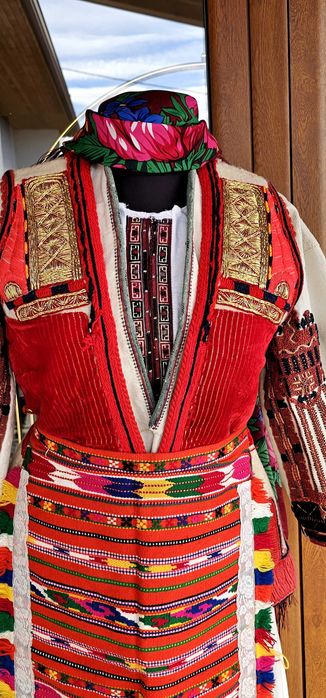 Македонска носия