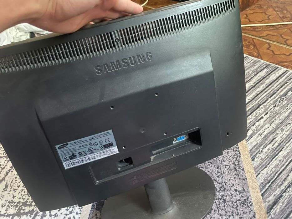 Продам монитор samsung