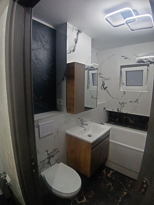 Proprietar vand apartament 3camere decomandat