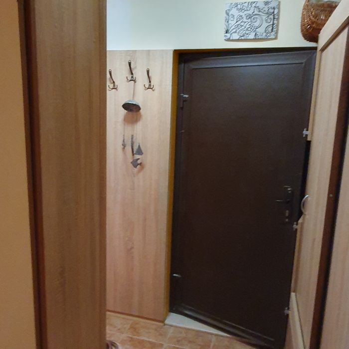 Дава се под наем Многостаен апартамент в Варна, Червен площад - 98 кв.м за 765 € - Снимка #7