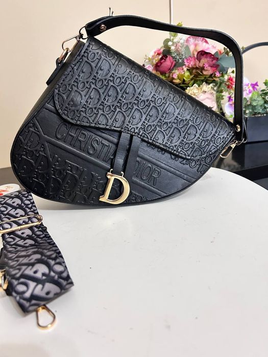 Genți dama diferite modele