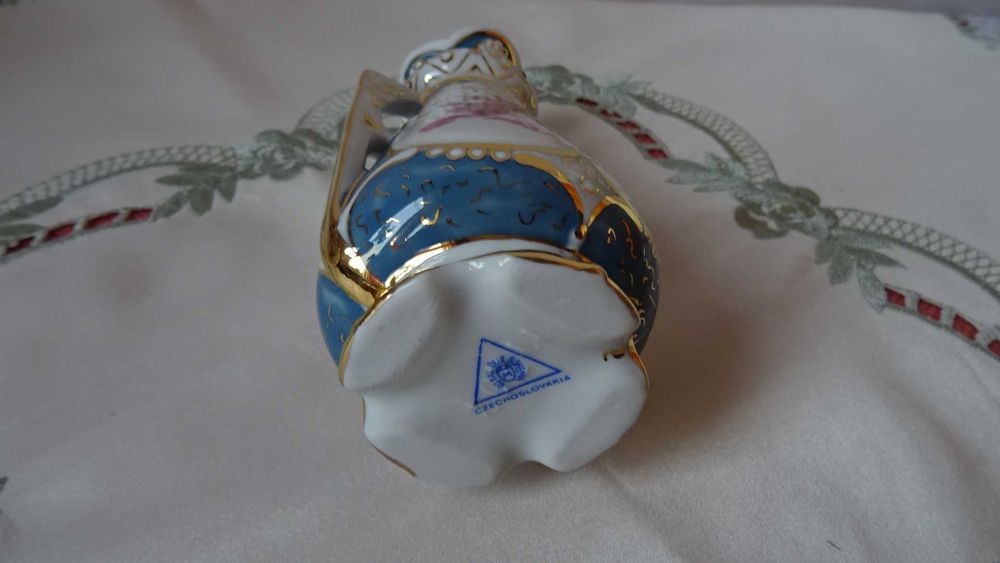 Малки вази -Vintage Royal Dux Porcelain Czechoslovakia 1960г