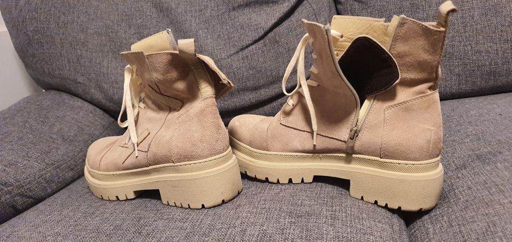 Ghete piele intoarsa  site Otter, masura 40
