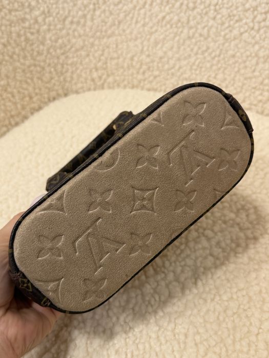 Чанта louis vuitton