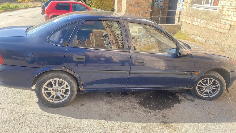 Продам опель вектра б