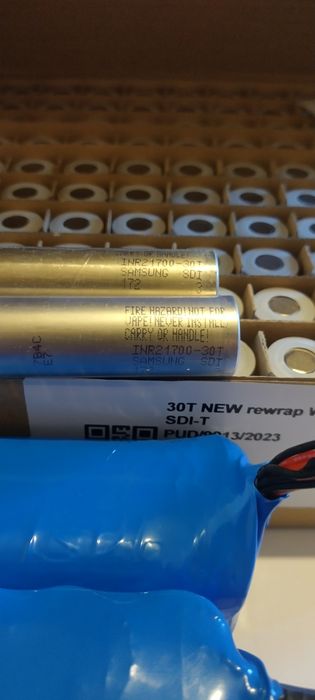 Baterie/acumulatori li-ion pentru navomodele/bărci pescuit 3s/4s