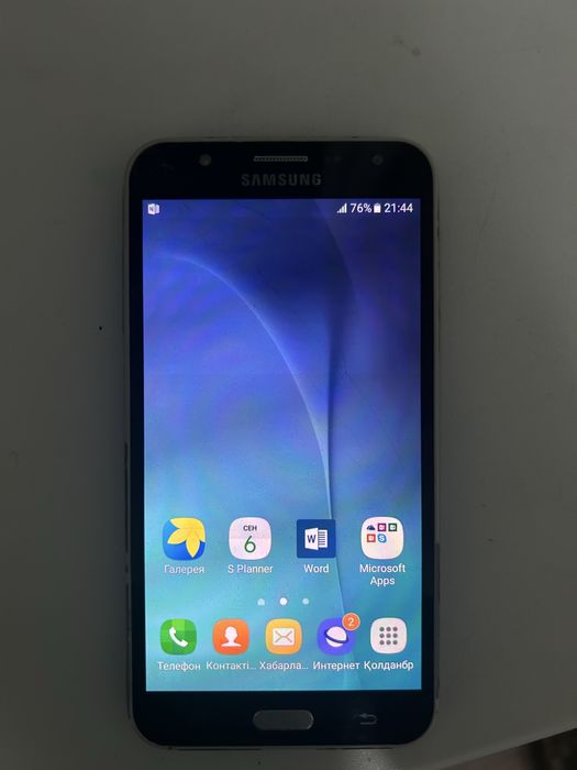 Samsung J7 в хорошем