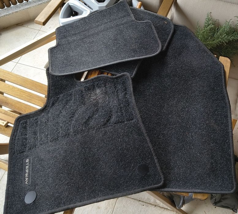 Стелки от Дачия/ Dacia sandero stepway 2023  оригинални