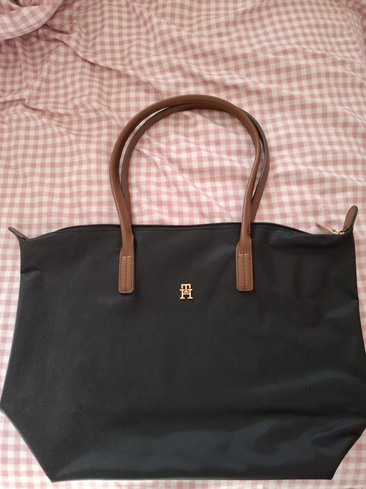 Сумка чёрная Tommy Hilfiger