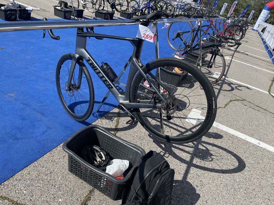 Twitter R10 карбоновый шоссейник