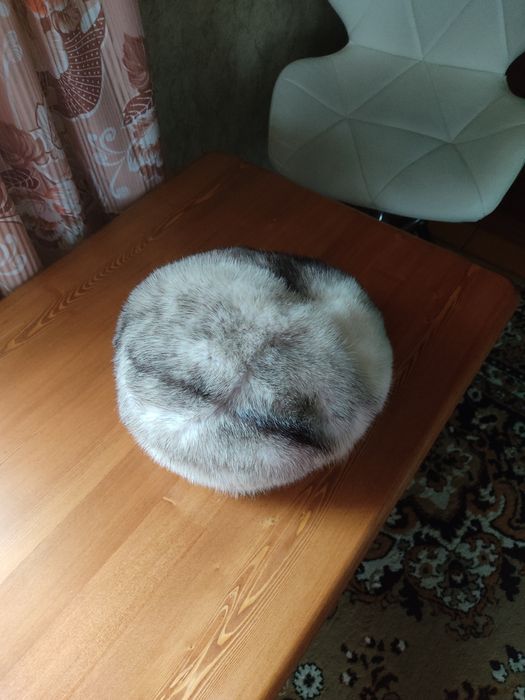 Норковый берет женский