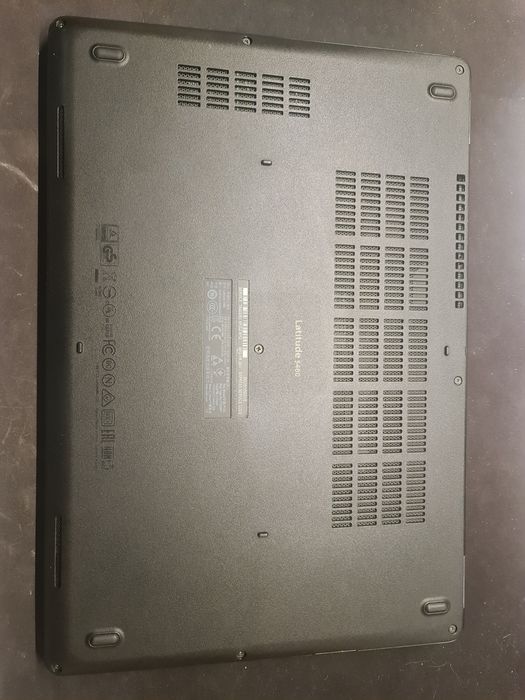 Vand laptop Dell E5480