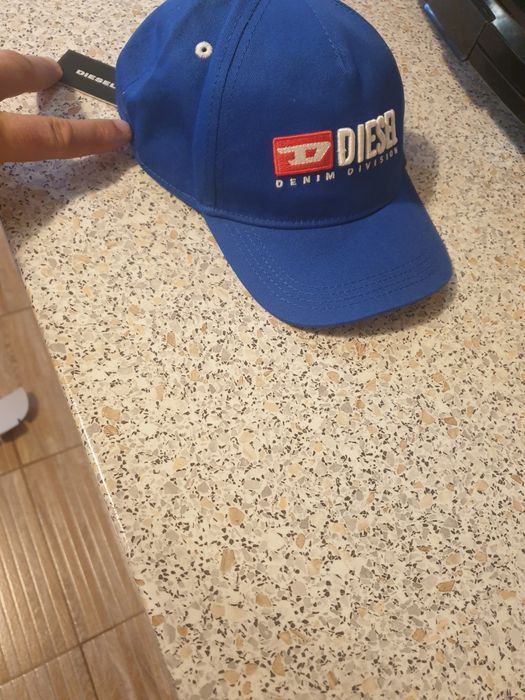 Șapcă  Diesel copiii(3-8 ani) Originală adusă recent Franța