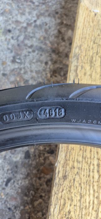2 anvelope moto fata noi Michelin 80/90-21M/C,dot 2018.Pretul este pe bucata.