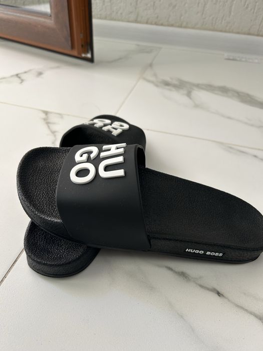 Джапанки Hugo Boss