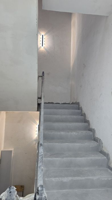 Чиланзар орМойка50/50 140м² 2этаж 140м² 3этаж 2линия Парковка24/7 Юр а