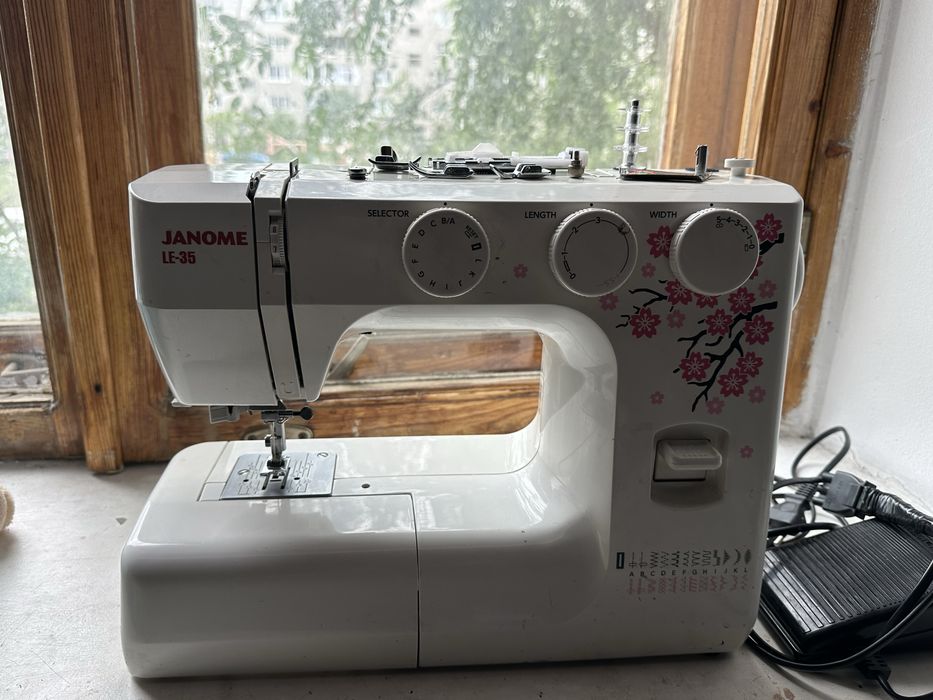швейная машинка janome le-35