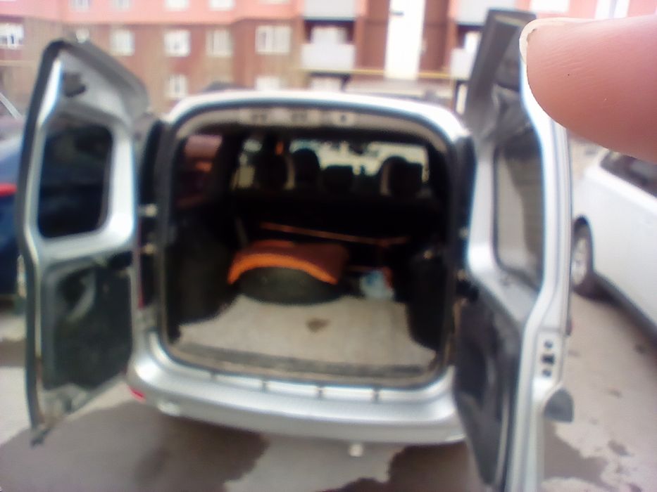 Лада Ларгус 2014год газ бензин