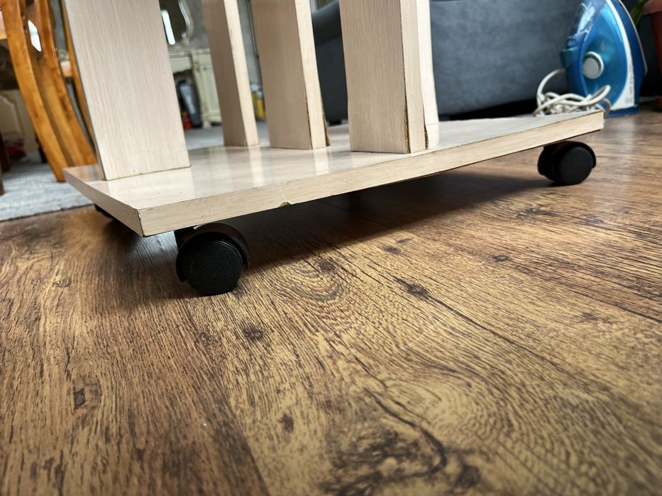 Подставка для цветов