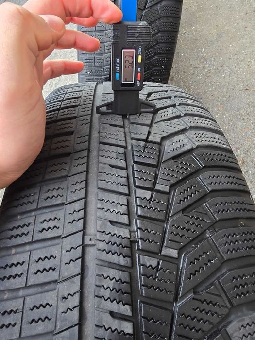 Anvelope / Cauciucuri  Hankook Winter Icept Evo2 MO 225/45R18 IARNA