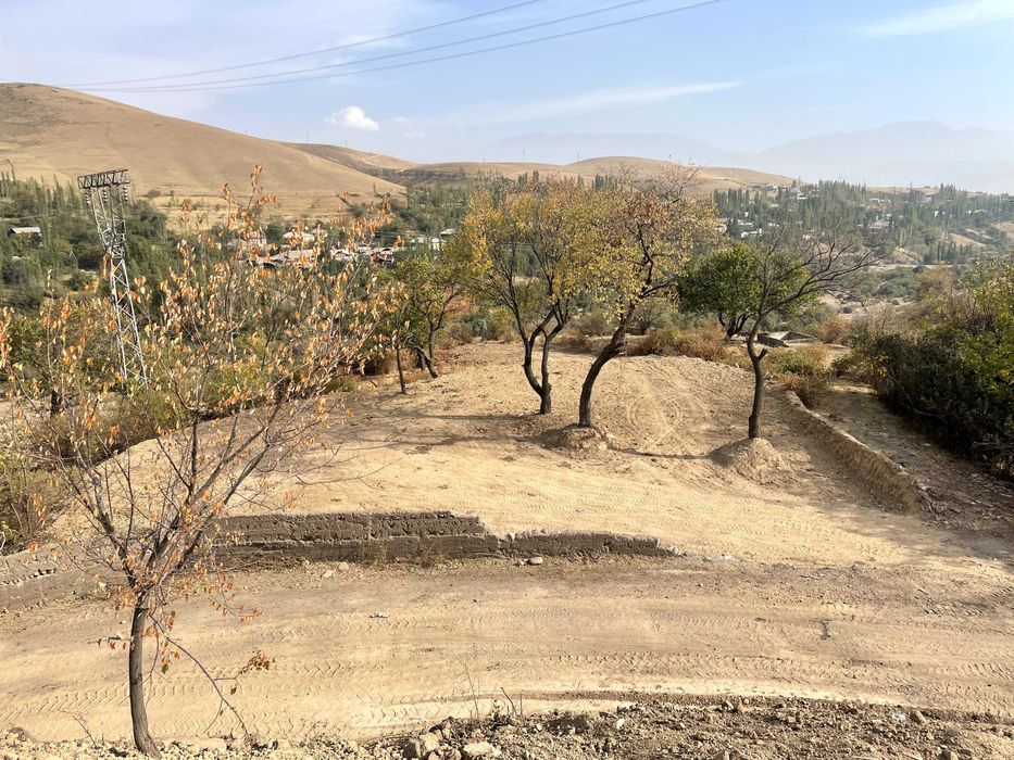 Продается участок в туристической зоне Янгиабада