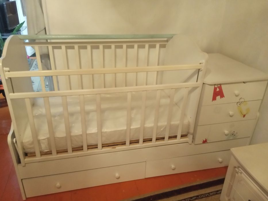 Детская кроватка - трансформер