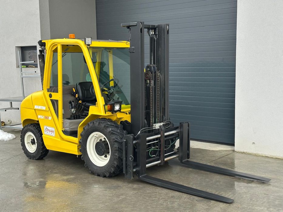 Stivuitor pentru teren accidentat, 3T Diesel Manitou