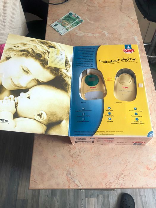 Дигитален бебефон TOMY