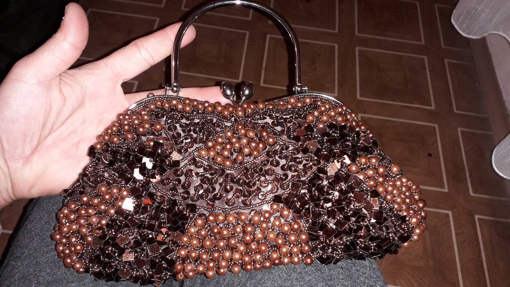 Чанта за официални събития, уникална НОВА.Уникално красива