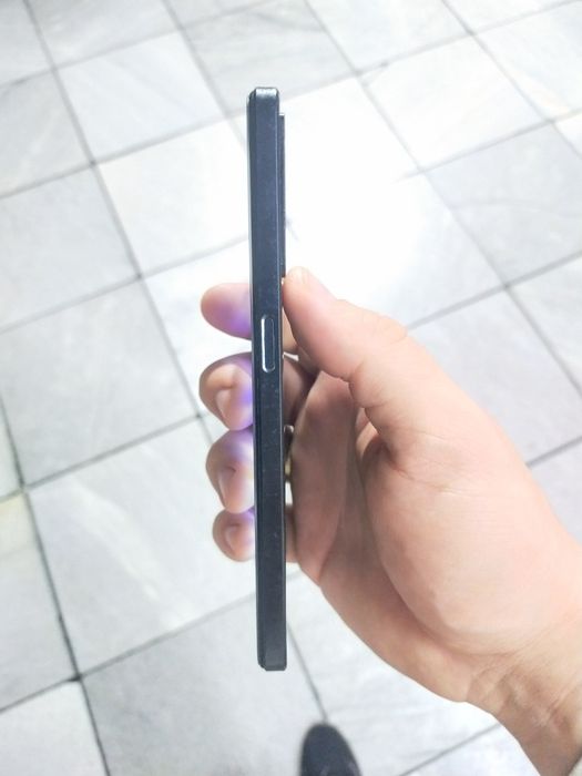Oppo A57 8/128 без комплектации