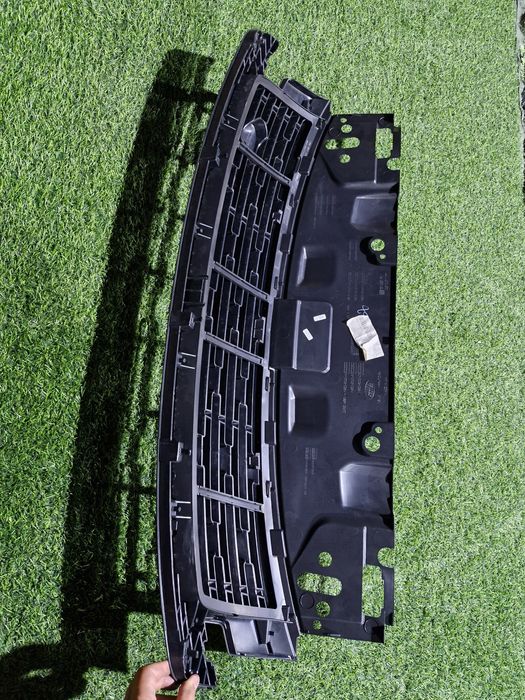 Решётка радиатора на Range Rover