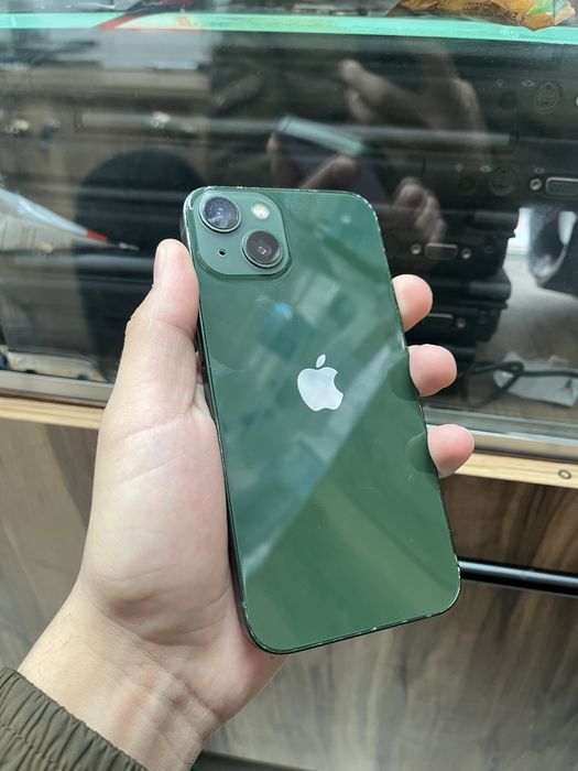 Айфон 13 128гб.