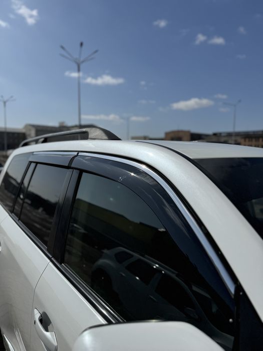 Решетка радиатора Lexus gx470