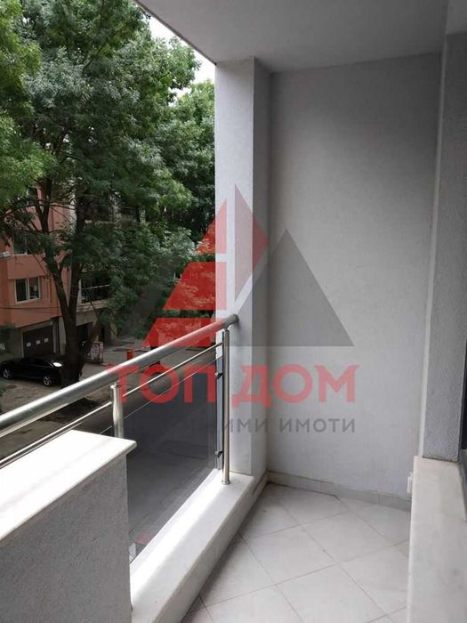 Дава се под наем Едностаен апартамент в Варна, Окръжна болница - 30 кв.м за 306 € - Снимка #12