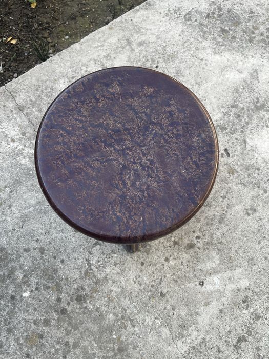 Стул рояльный продается