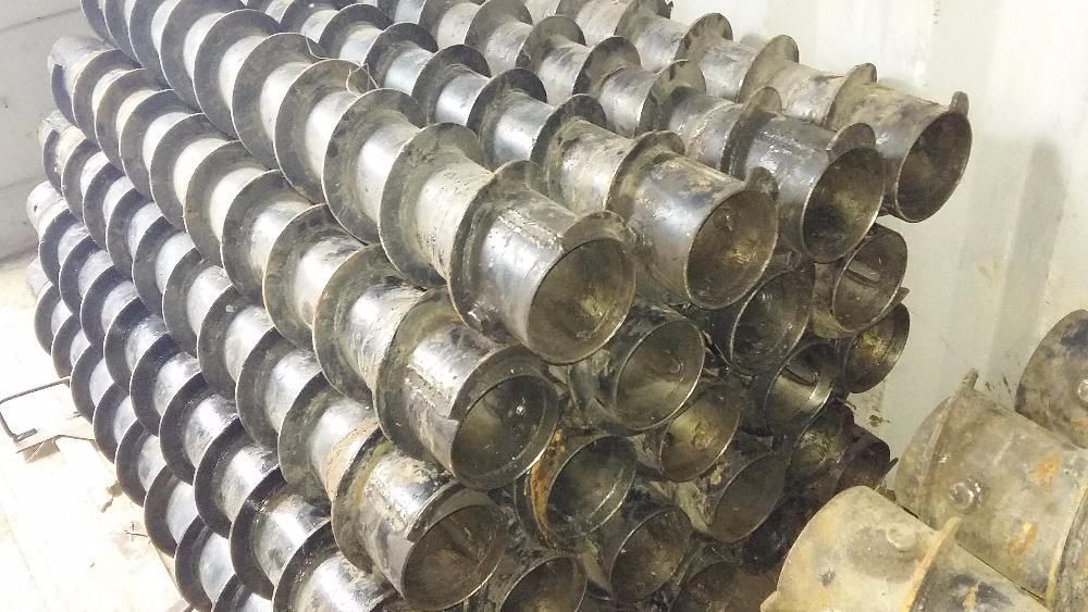 Шнеки всех размеров, долота, коронки, штанги, шарошки и другое буровое