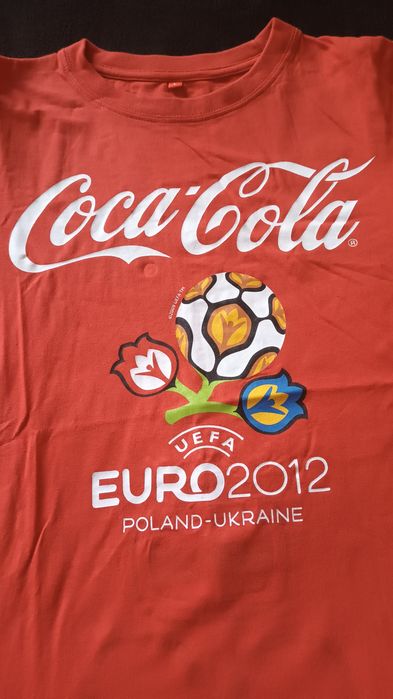 Подарявам тениска Coca-Cola EURO 2012, размер L, памук, червена