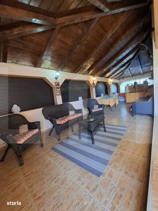 Vila spatioasa  – 300 mp utili, teren 4600 mp, DN in Brehuiesti