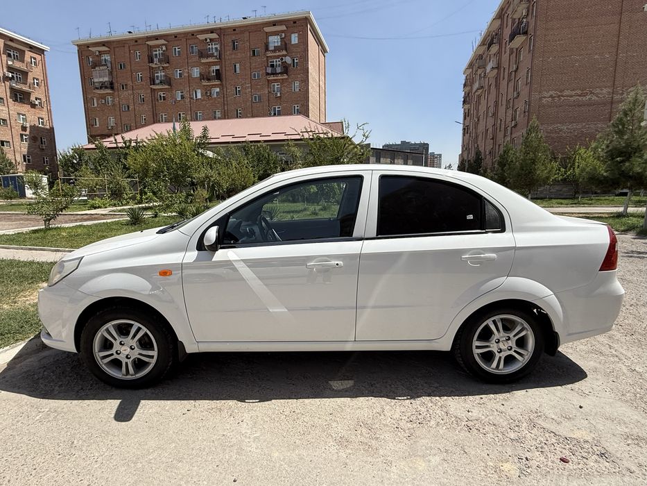 Нексия 3 автомат