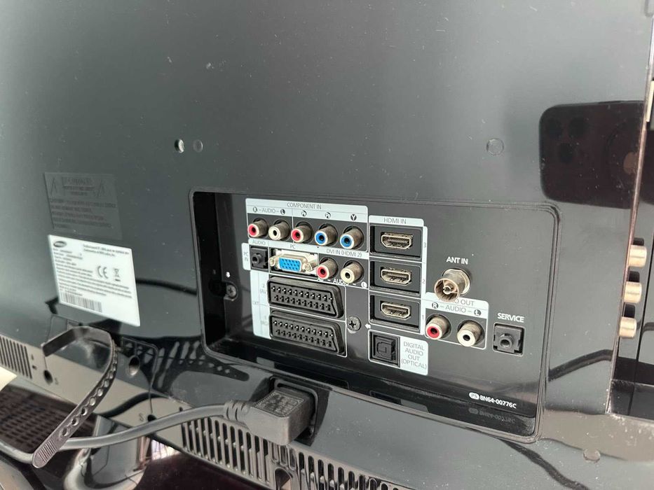 Телевизор Samsung 32" FullHD - LE32A656A1F - перфектно състояние