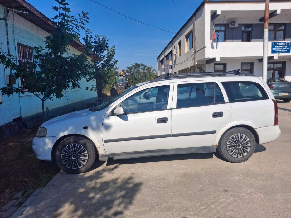 Opel Astra G 1.7 Diesel, an 2003 – 2.000 lei, pret fix