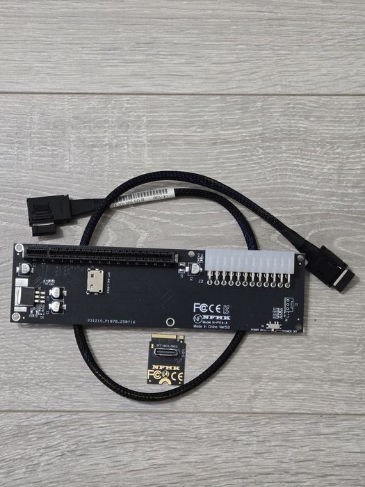 Adaptor Oculink SFF-8612 la PCIe 3.0/4.0 M.2 M-Key