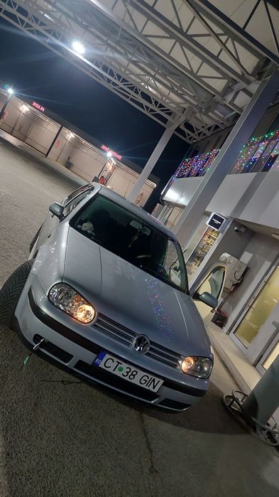 Vând /schimb  golf 4